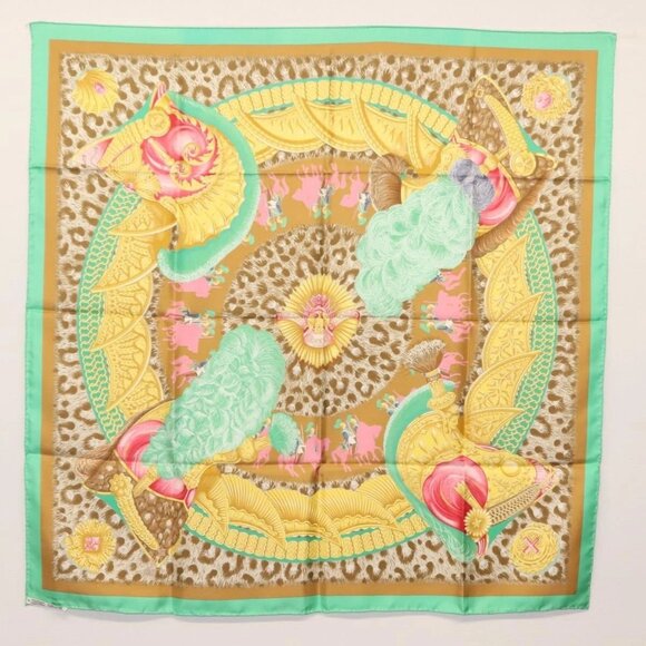 HERMES Carre 90 Scarf ""CASQUES et PLUMETS"" Silk Green Auth sw1609 - Picture 13 of 14